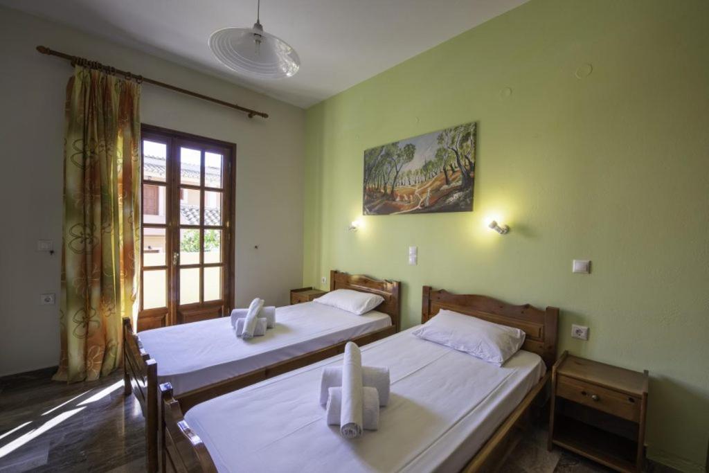 Miltiadis Apartments Spiti Miltiadis Agios Georgios Pagon Exterior foto