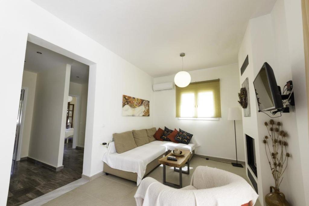 Miltiadis Apartments Spiti Miltiadis Agios Georgios Pagon Exterior foto