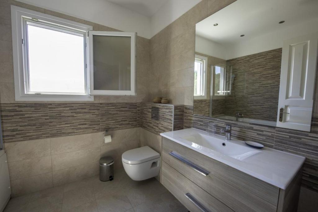 Miltiadis Apartments Spiti Miltiadis Agios Georgios Pagon Exterior foto
