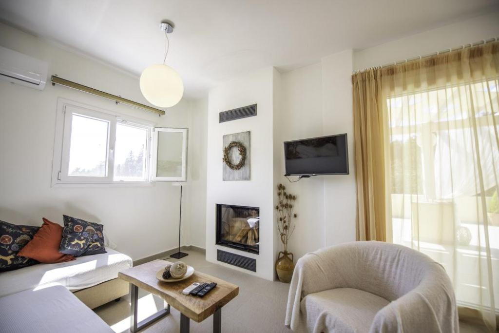 Miltiadis Apartments Spiti Miltiadis Agios Georgios Pagon Exterior foto
